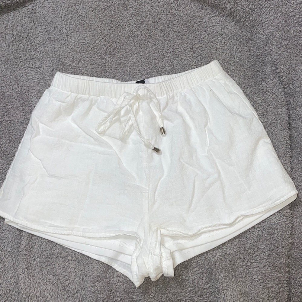 Princess Polly Shorts Size: 2